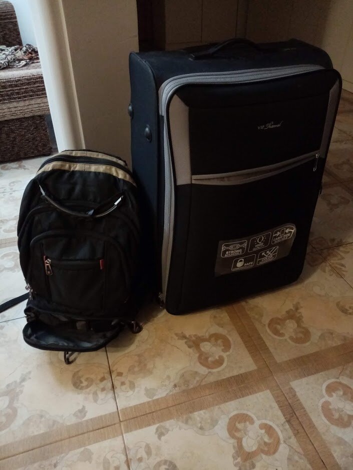 Вещички гастарбайтерские