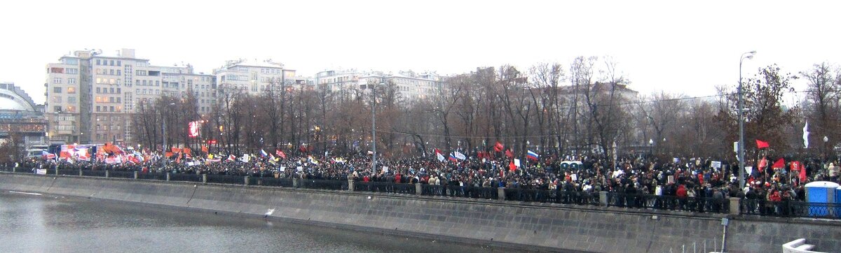 Митинг на Болотной, был подавлен, с невиданного до того жестокостью.