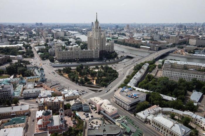 Вид сверху на Устьинский сквер