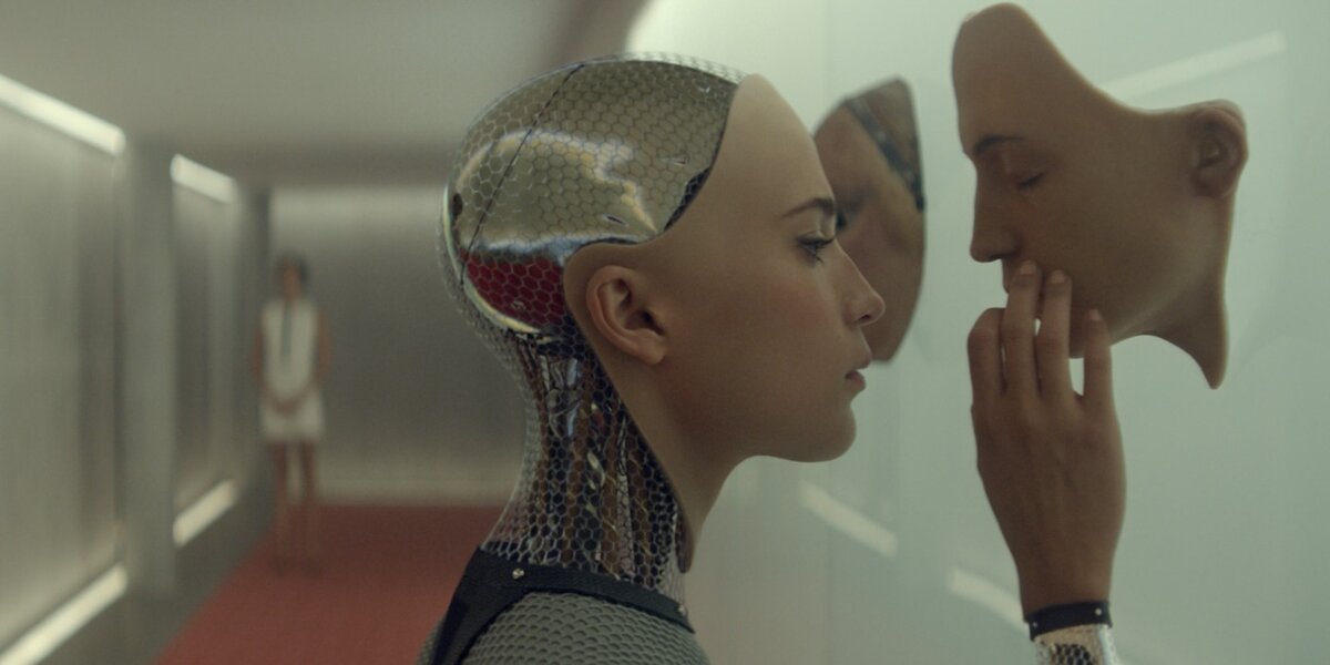 Ex Machina (Alex Garland, 2014).