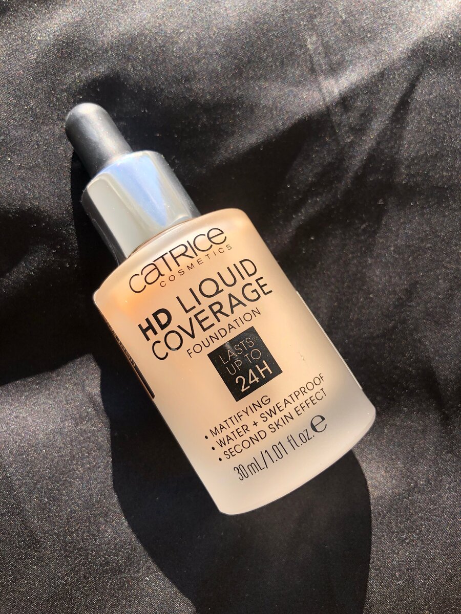 Catrice HD Liquid Coverage Foundation