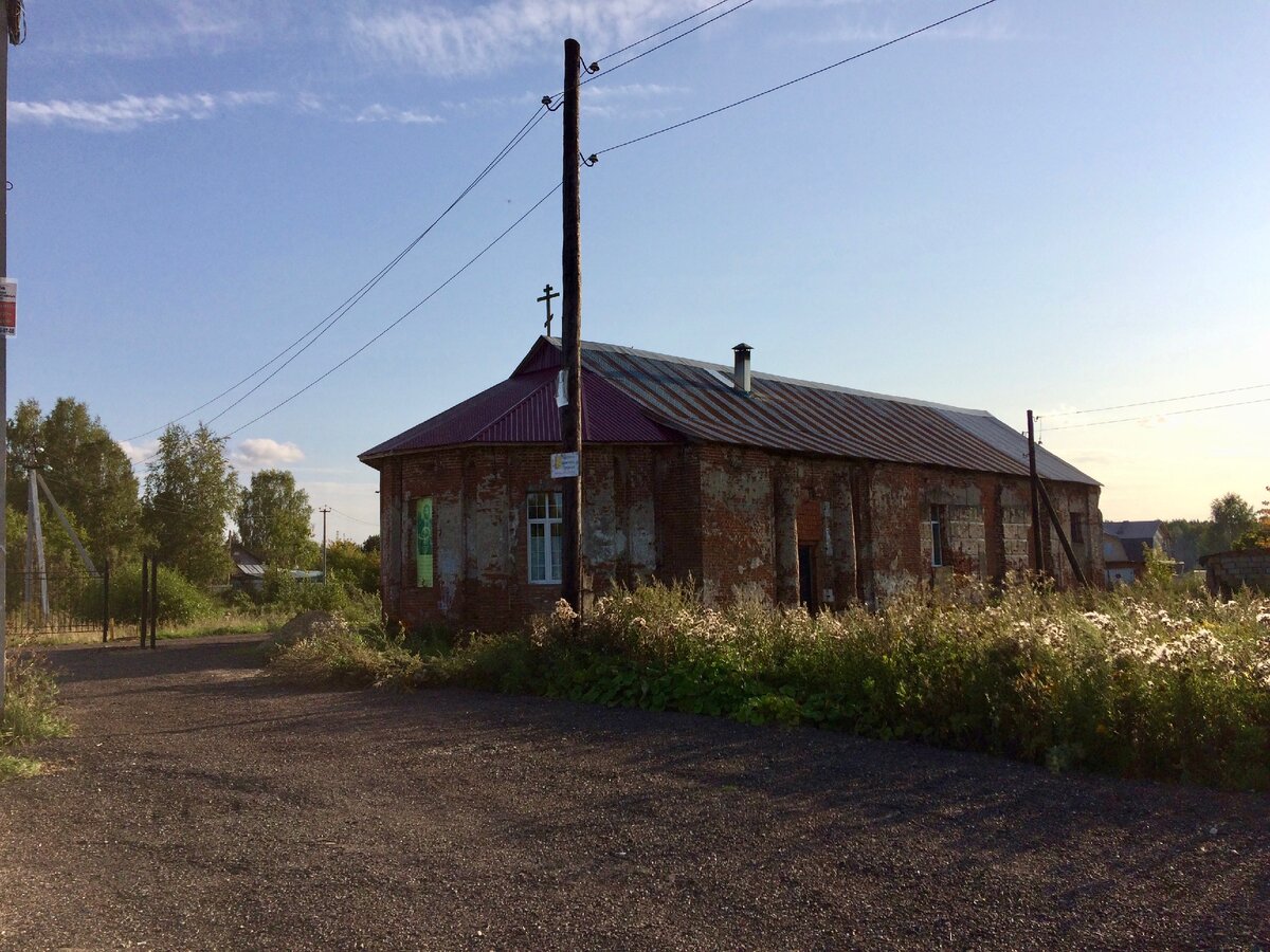 Церковь Усекновения Главы Иоанна Предтечи в Новогуслеве, фото автора.