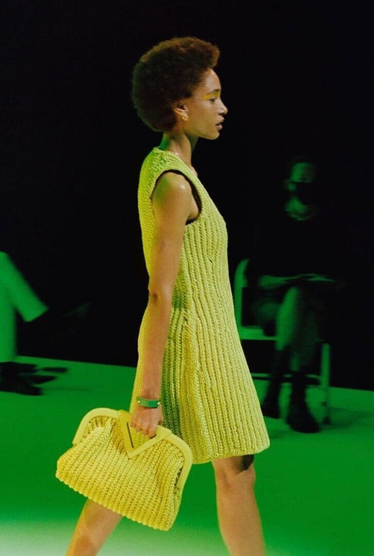 Добавьте описание