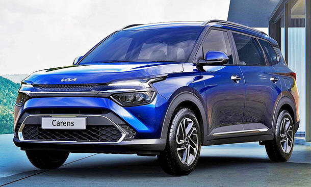 Kia Carens выдержан в стиле остальных автомобилей КИА