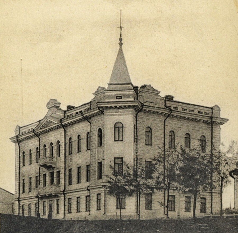 Славутинская гимназия. Начало 20 века.