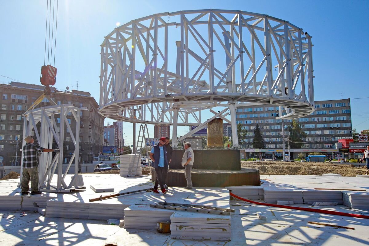    Светодиодный экран за 2 млн установят на новую стелу в Новосибирске