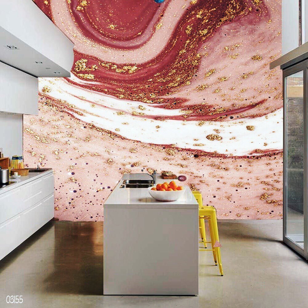 Красный мрамор от VEROL на светлой кухне