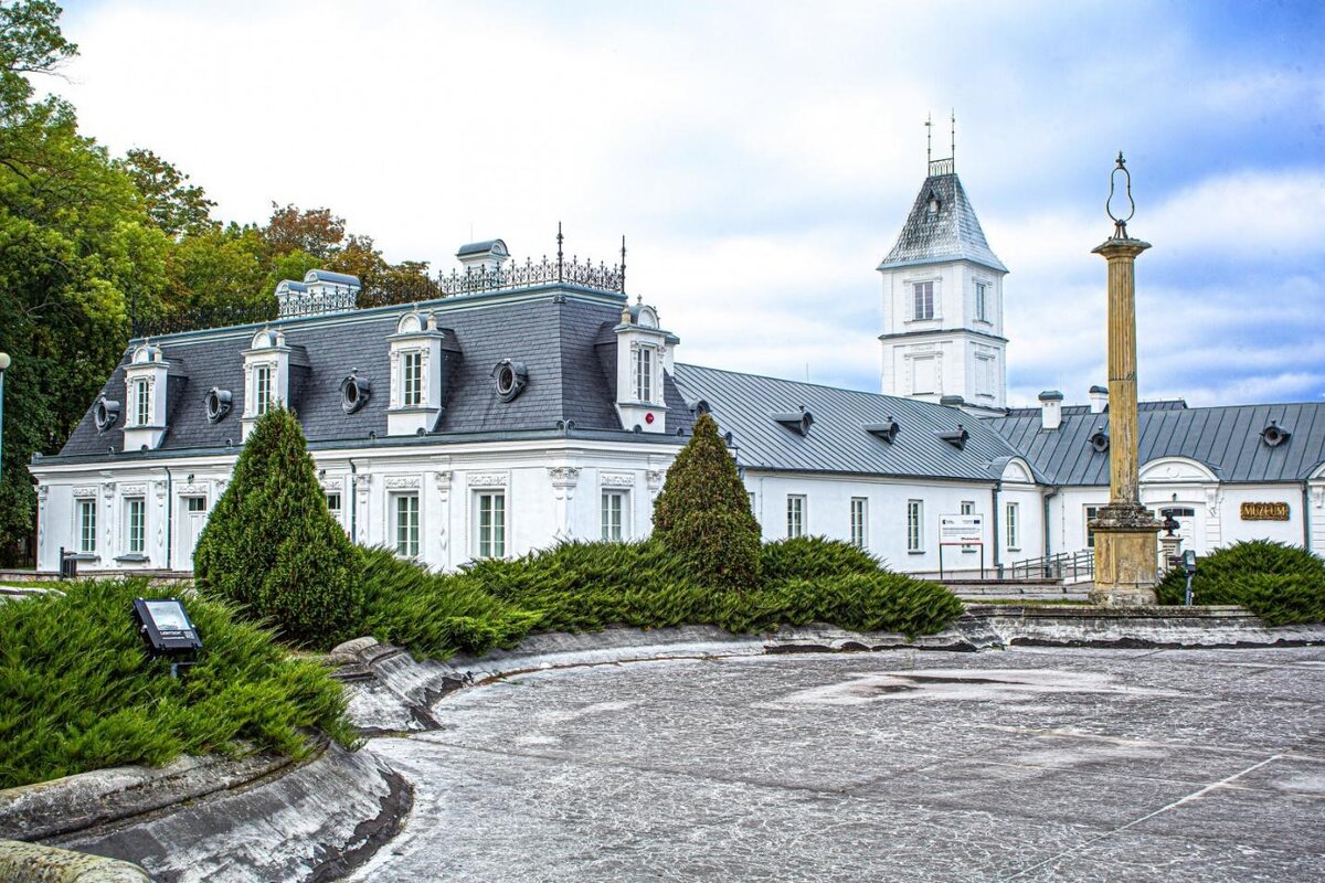 Источник фото: https://baumit.ru/lifechallenge2020/projects/historical-renovation/2339/muzeum-regionalne-w-kozienicach