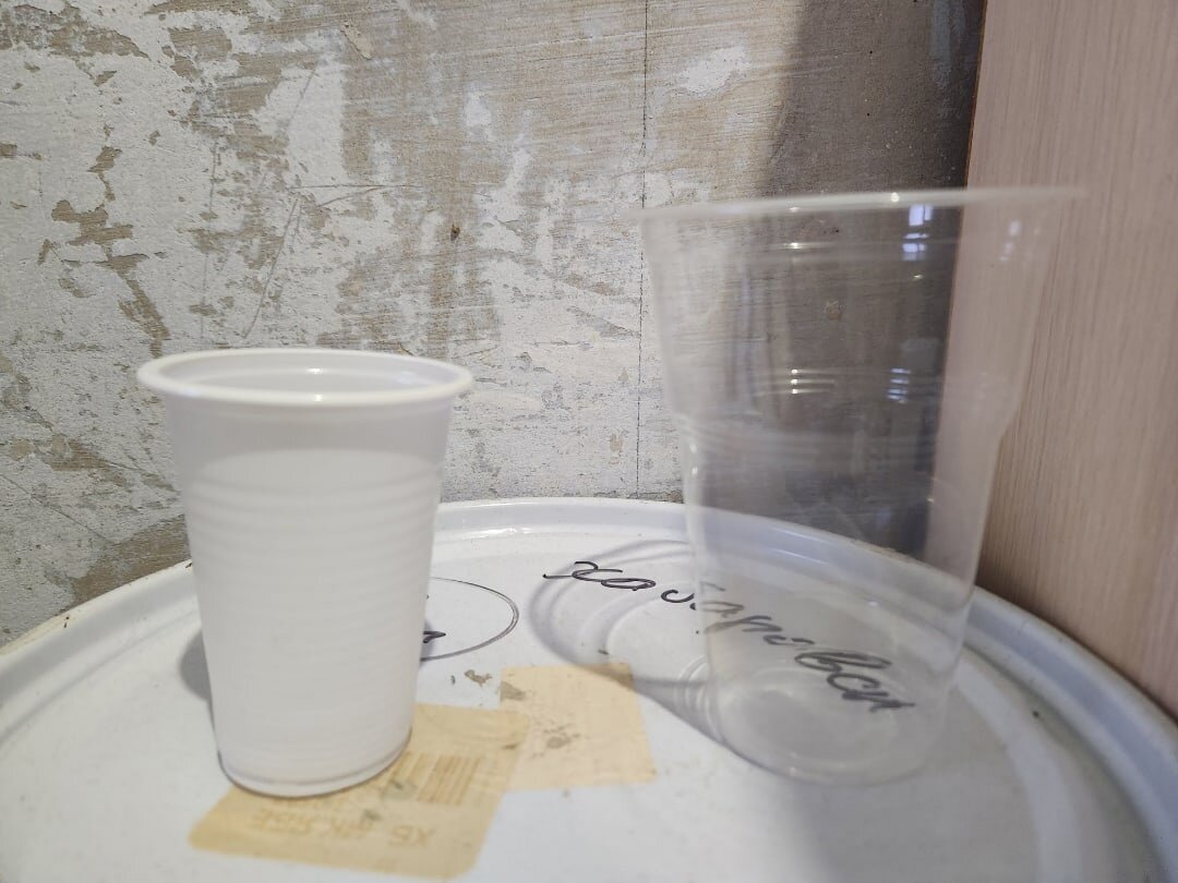 Одноразовые стаканчики для заливки.