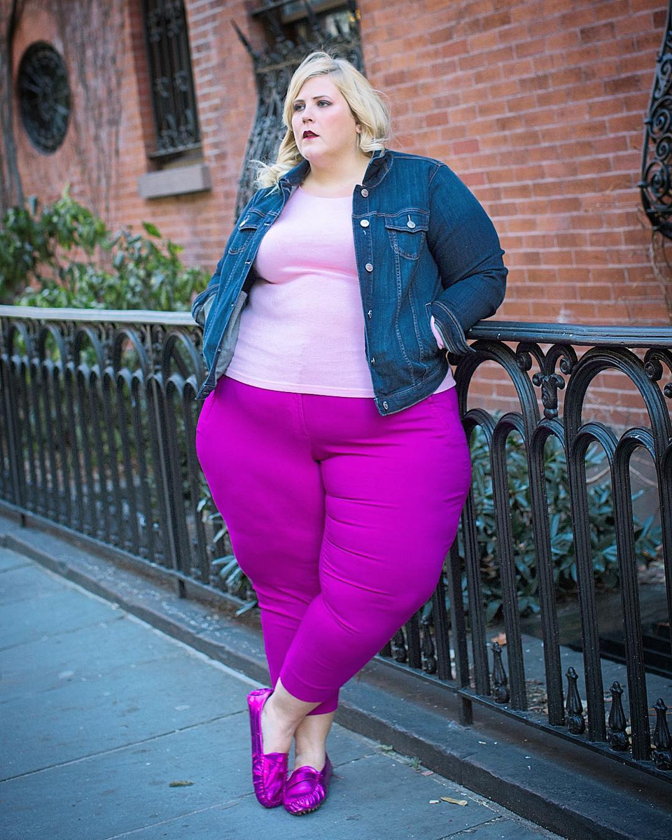 Ssbbw model. Модель плюс сайз ssbbw. Ссббв в одежде. Сиерра сунфрвр модель ссббв.