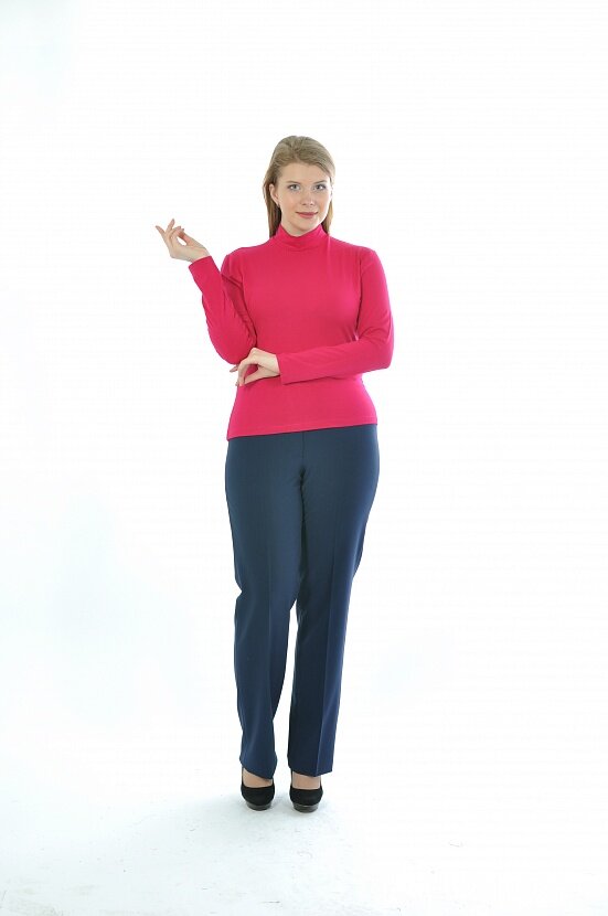 Водолазка полуприлегающего силуэта из однотонной вискозы