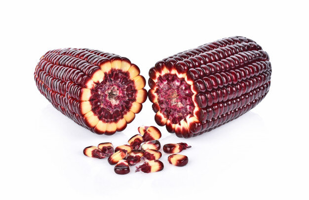 Пурпурная кукуруза имеет удивительные свойства, которые отличают ее от желтой. 