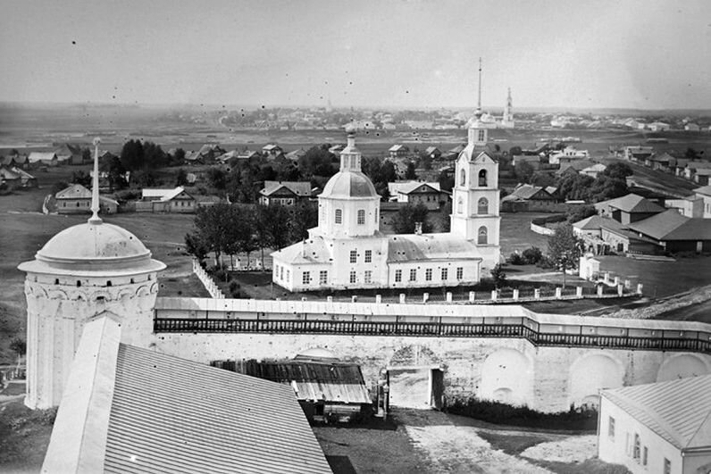 Калязинский монастырь фото История города Калязин Домашний турист Дзен