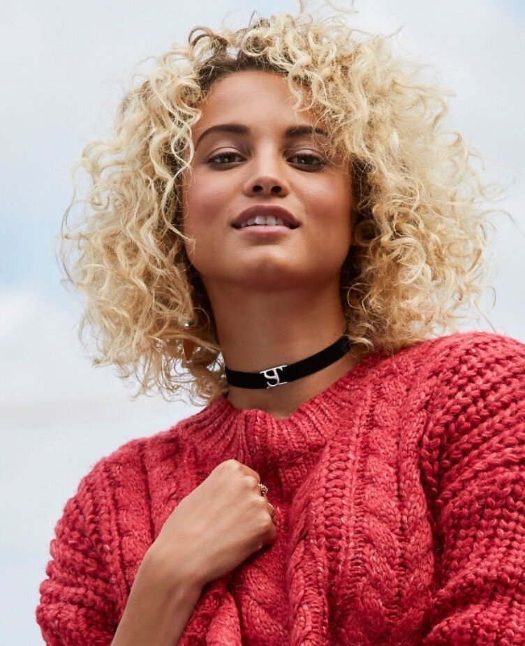Роуз Бертрам(Rose Bertram)