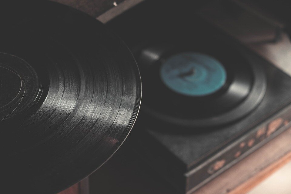 Фото Pexels / https://cdn.pixabay.com/photo/2016/11/21/12/59/electronics-1845272_960_720.jpg