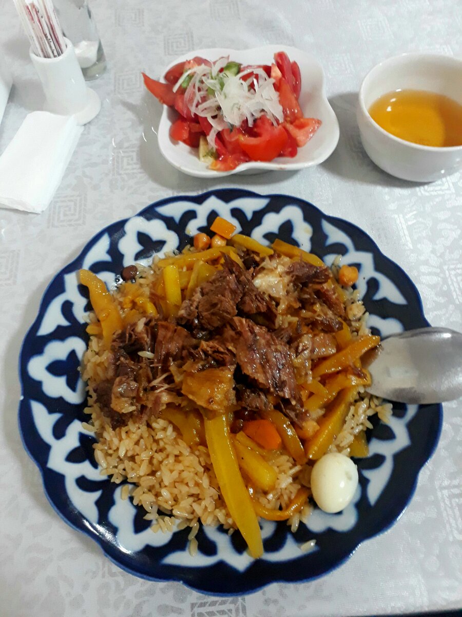 Это всего лишь четверть порции! Представьте как выглядит порция для 1го человека! =)