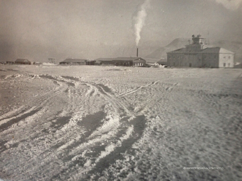 02. Управление в/ч 03408 в здании аэропорта Надежда. Фото предоставлено Андреем Некрасовым.

