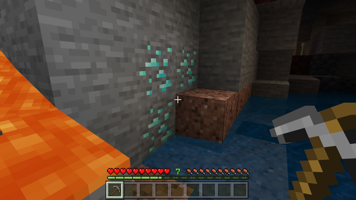 В руках каменная кирка. Сейчас произойдет страшное.