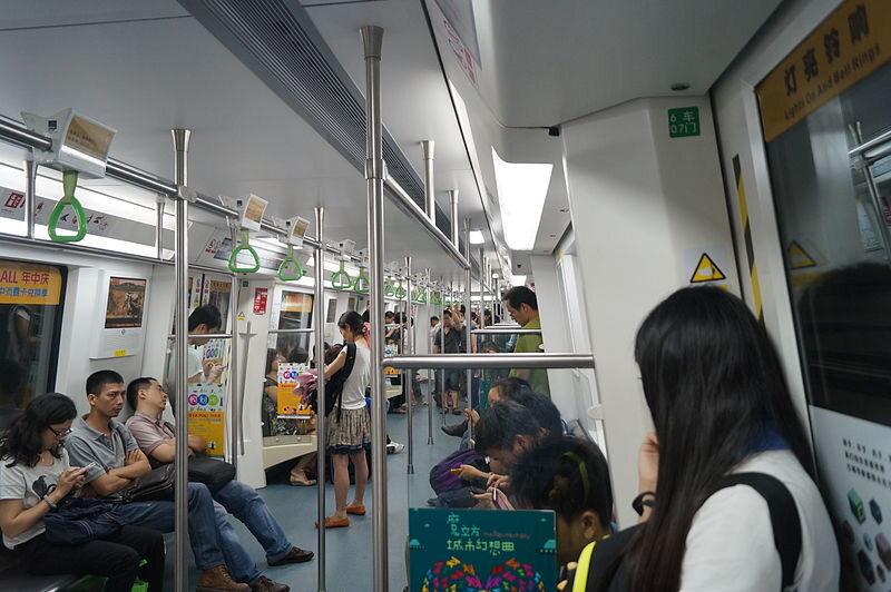 Китайские запреты в метро, о которых мы можем только мечтать