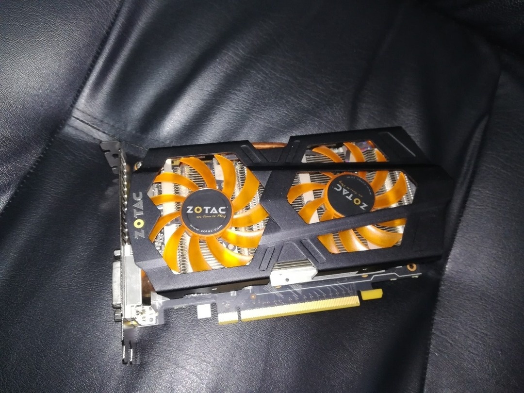 Видеокарта Zotac GTX 660ti 2GB