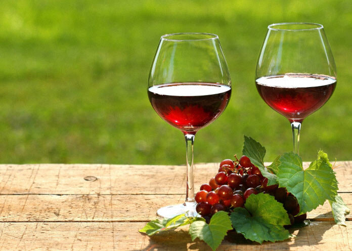 Калиновое вино своими руками. Как сделать столовое, десертное или ликерное?