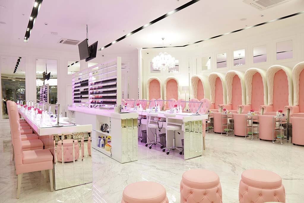 эстетик нейлс челябинск интернет. нейл московский. Studio naildin. наил эстетика. метро бауманская студия маникюра.