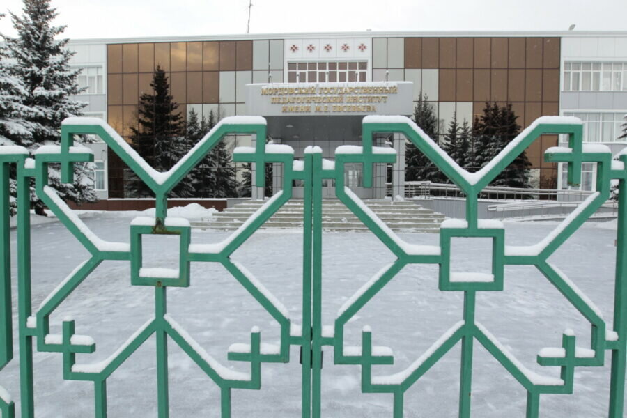 Главный корпус МГПИ