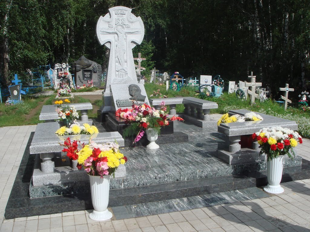 Могила Михаила Евдокимова. Фото Яндекс.Картинки.