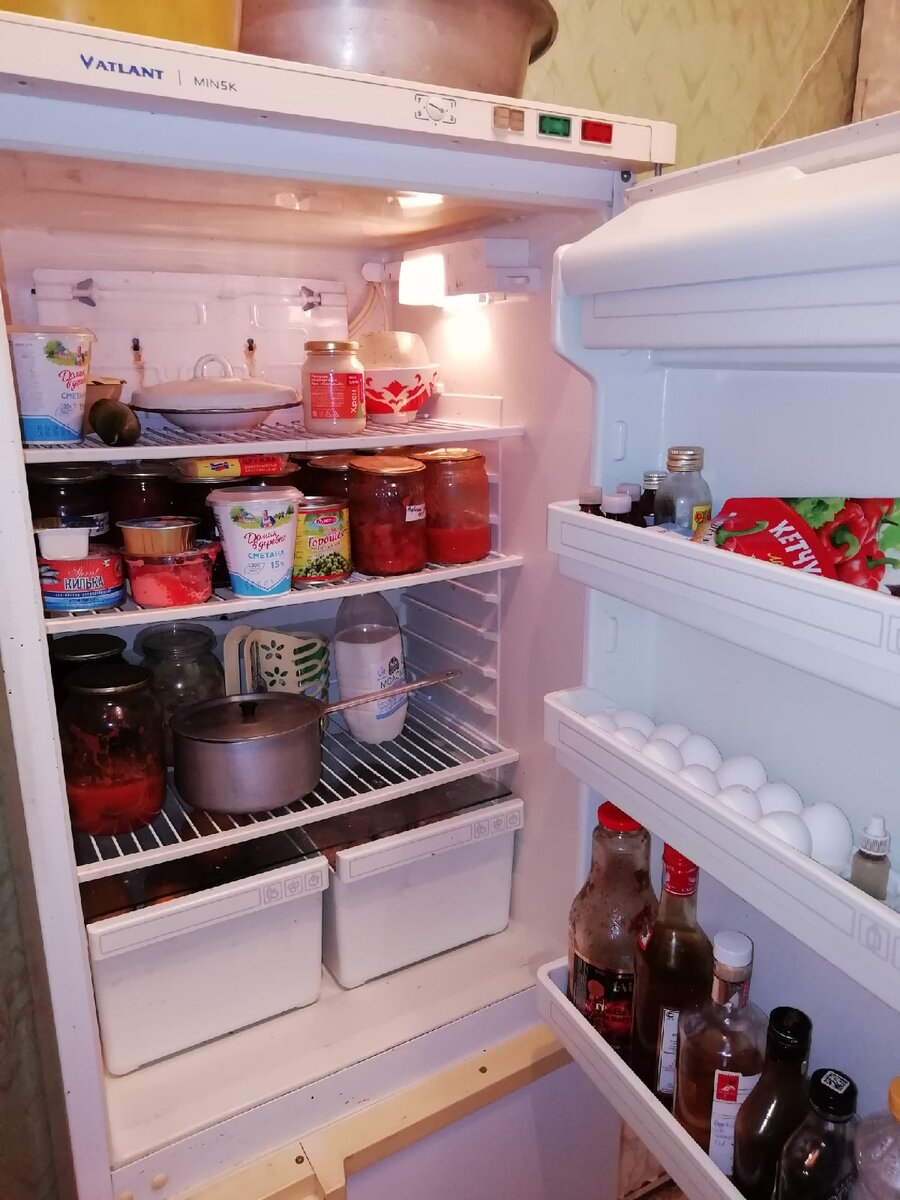 Что в холодильнике у пенсионеров. Показываю, чем питается моя бабушка