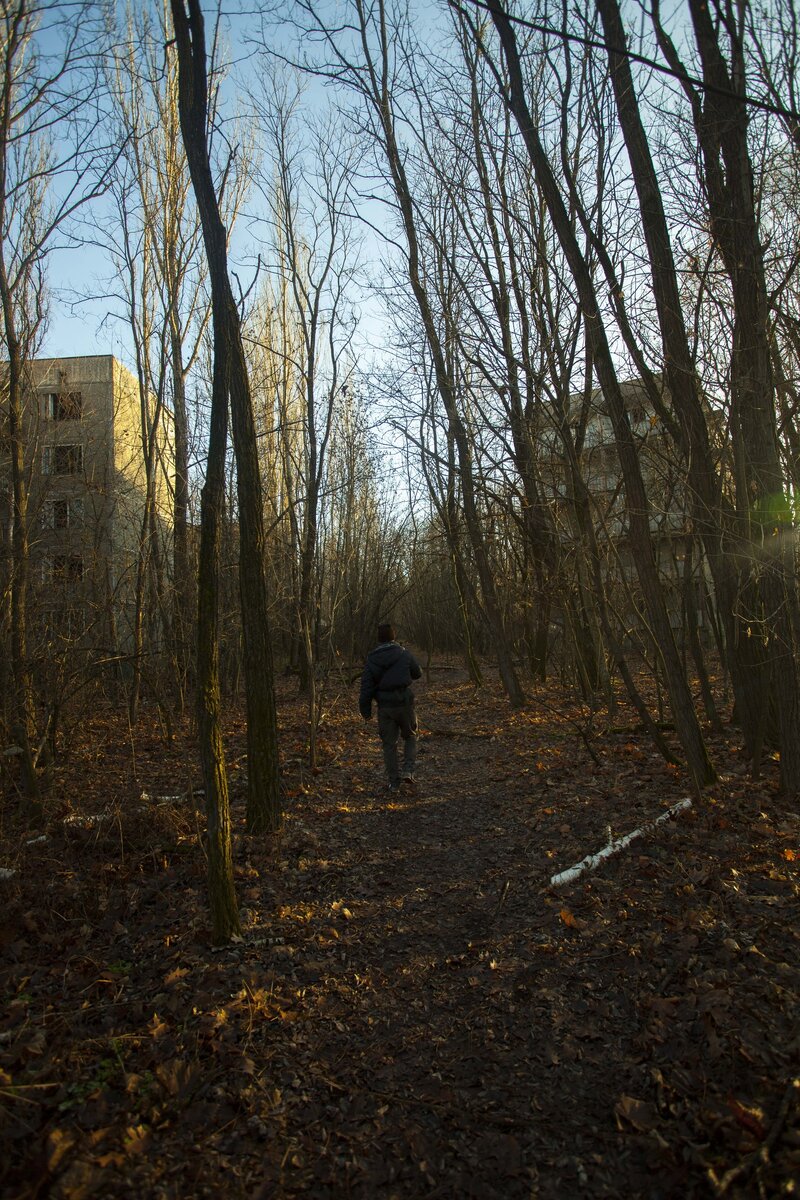 Мы ходим по безлюдным улицам Припяти, города-призрака.Свежие зимние фото 2020 года