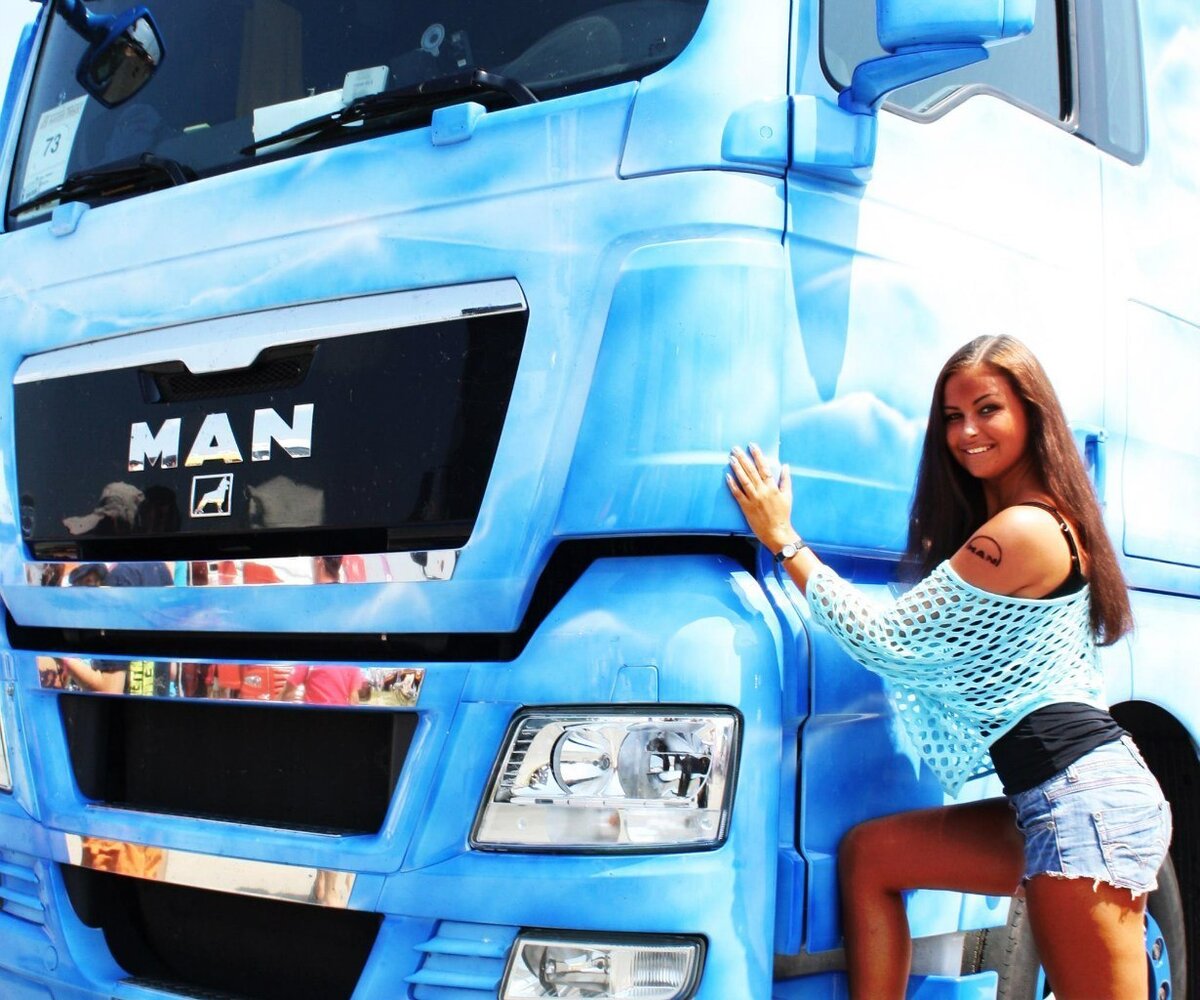 Р”РµРІСѓС€РєРё big Trucks