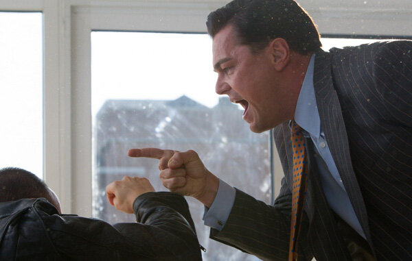 В жестком подходе есть свои плюсы: он быстрее и не требует много усилий. Это как с раной на ноге - можно долго лечить и спасти ногу, но можно же просто сразу ее отрезать! 