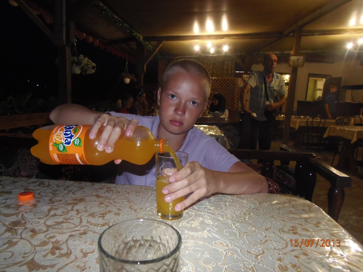 Ну и как же без газировки?