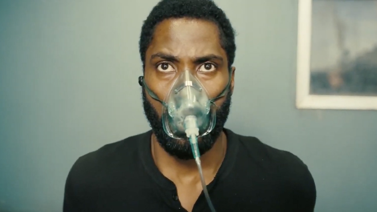 Кадр из фильма "ДОВОД" 2020