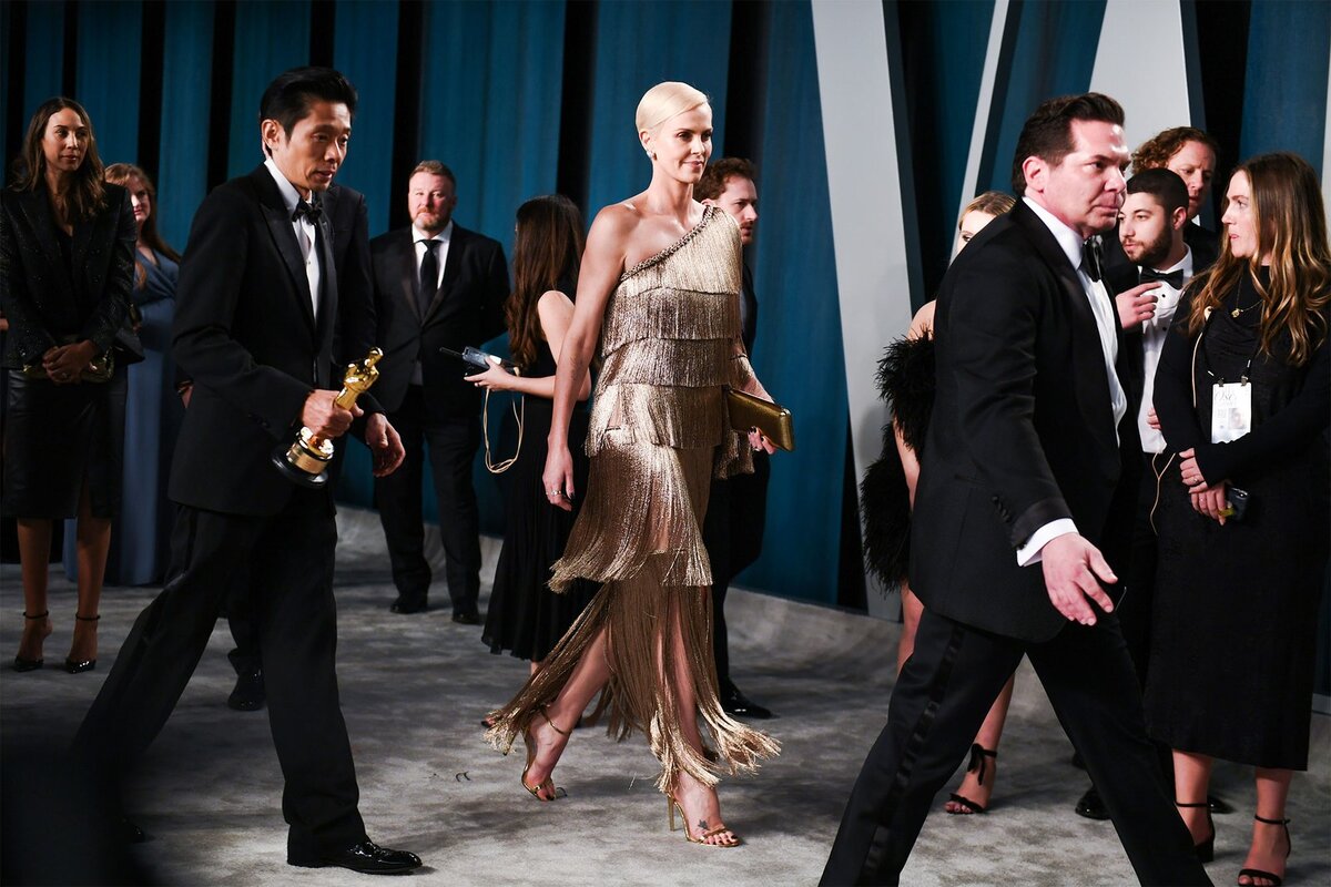 Шарлиз Терон на фотоколле Vanity fair