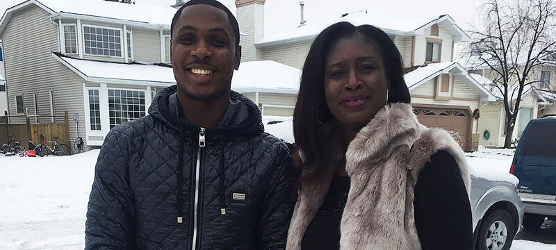 Одион Игало и его сестра Мэри