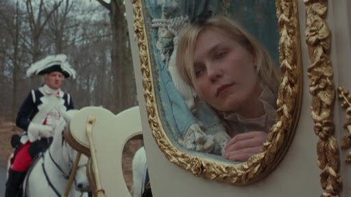 кадр из фильма "Мария-Антуанетта" 2006г.