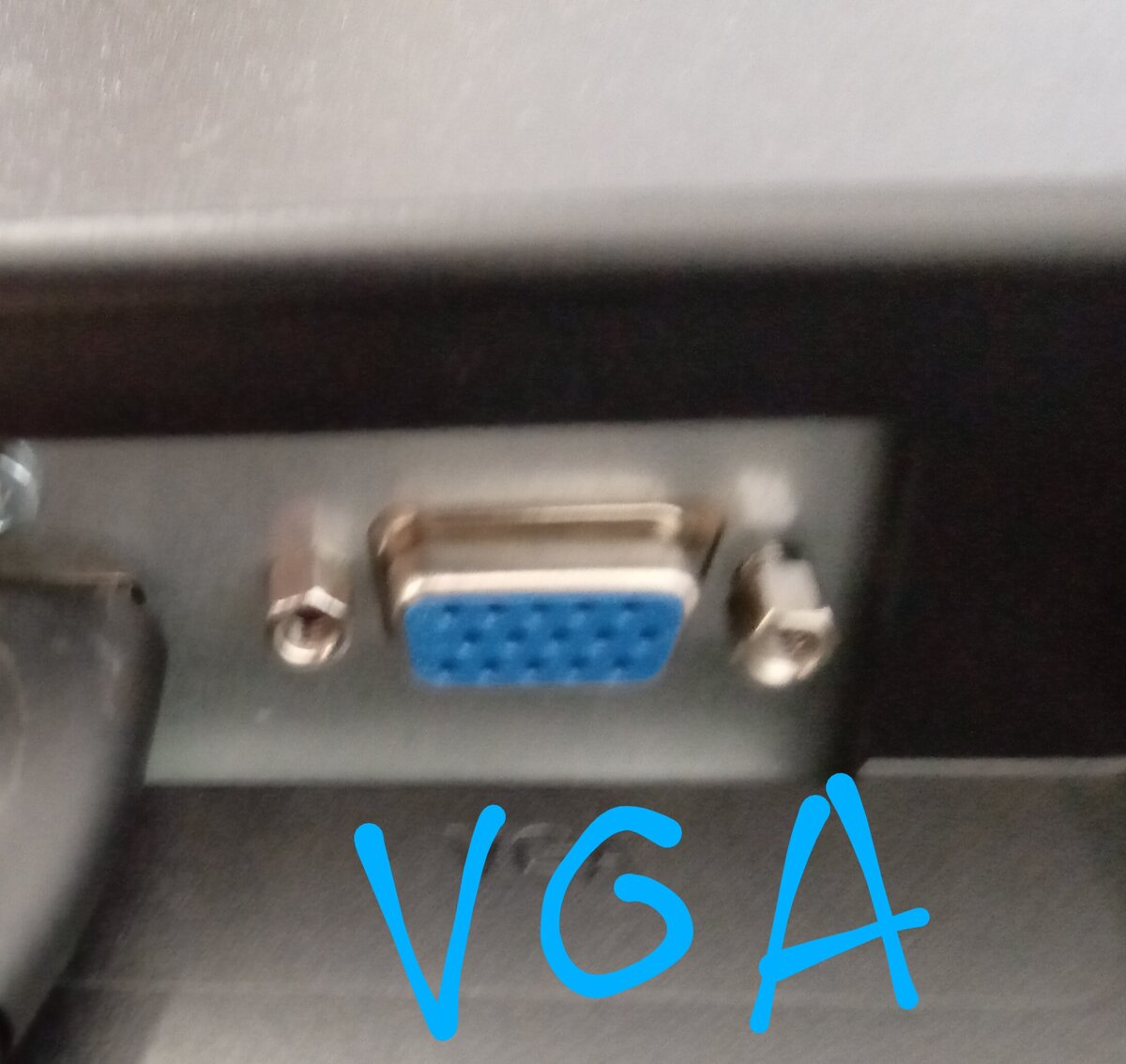 Разъем  VGA