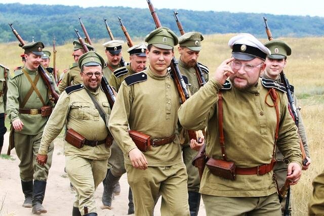 Белогвардейцы, реконструкция. Фото Владимира Юрченко.