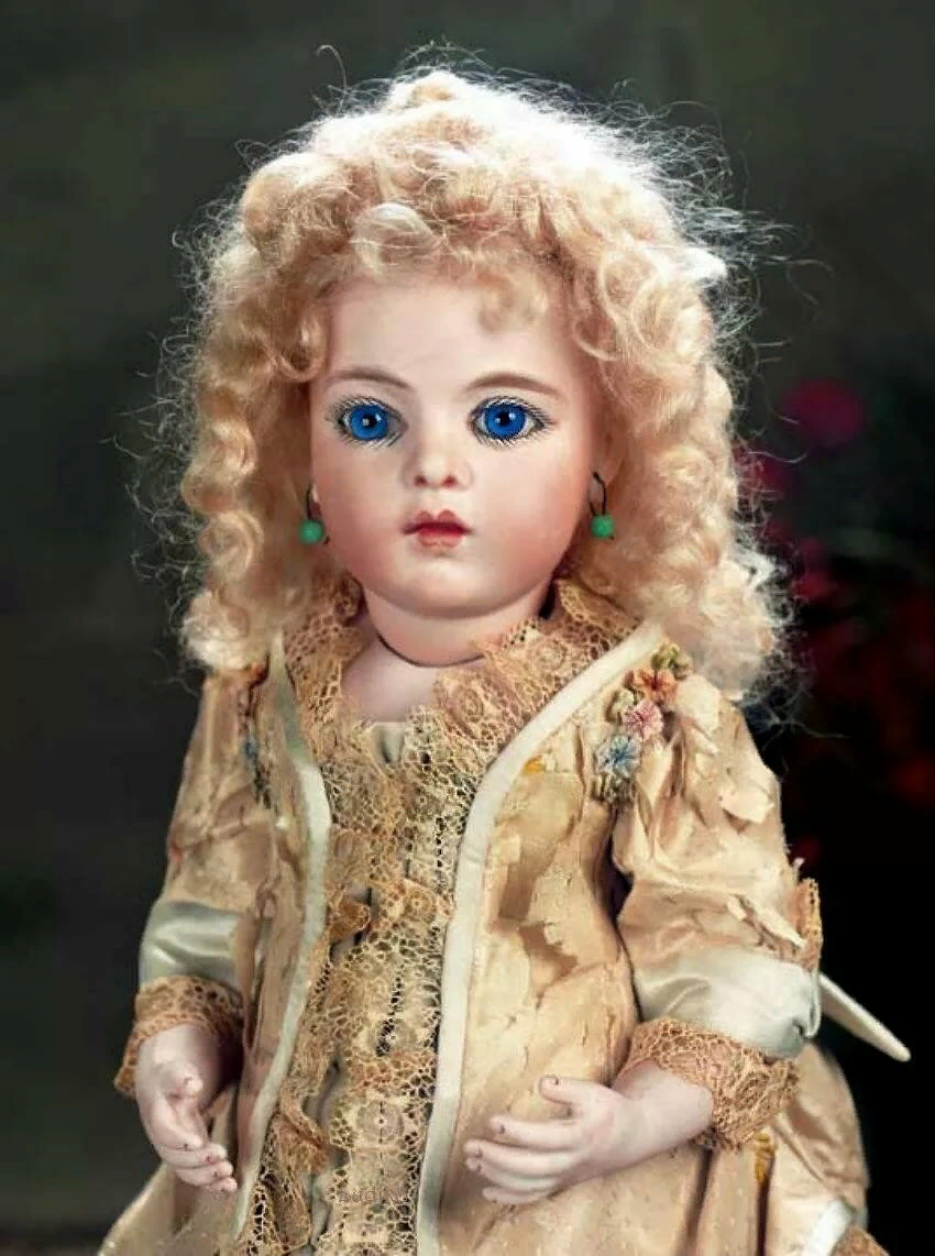 Old doll. Антикварные куклы Казимира Брю. Кукла Брю. Антиквариатные куклы Дороти. Музейные Антикварные французская кукла Брю Джейн