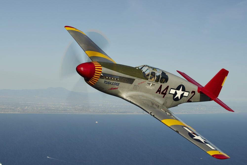 "Tuskegee Airmen" 