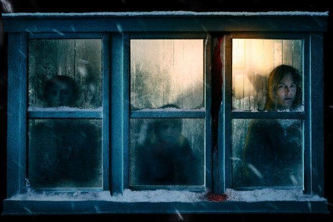 shot from "The Lodge"/2019/dir.by Severin Fiala, Veronika Franz/FilmNation Entertainment, Hammer Films /Источник - filmaffinity.com