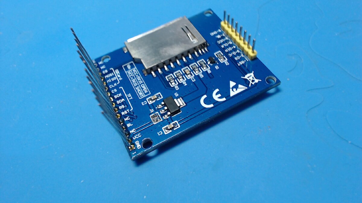 TFT дисплей 1,8 на драйвере ST7735