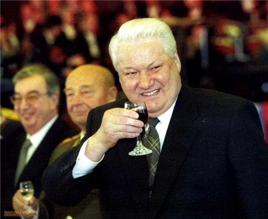 Пьяный Ельцин и его выходки!Как он показал великую державу?