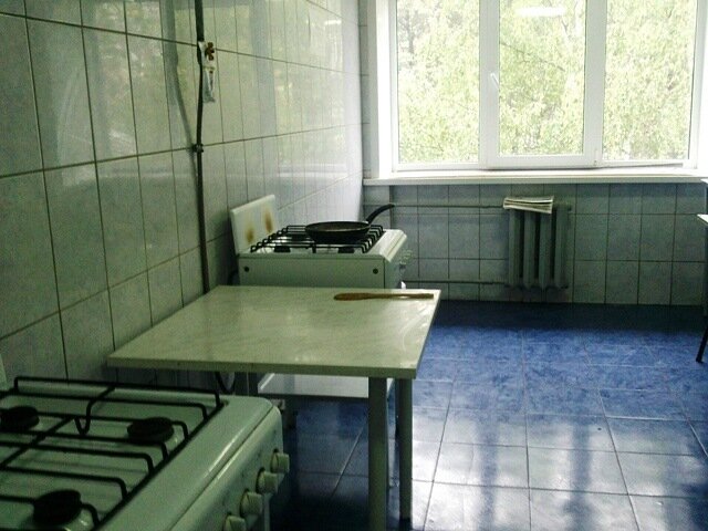 Кухня была вроде даже ничего
