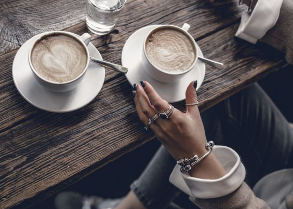 фотосток  Пинтерест, обработано в Канва.