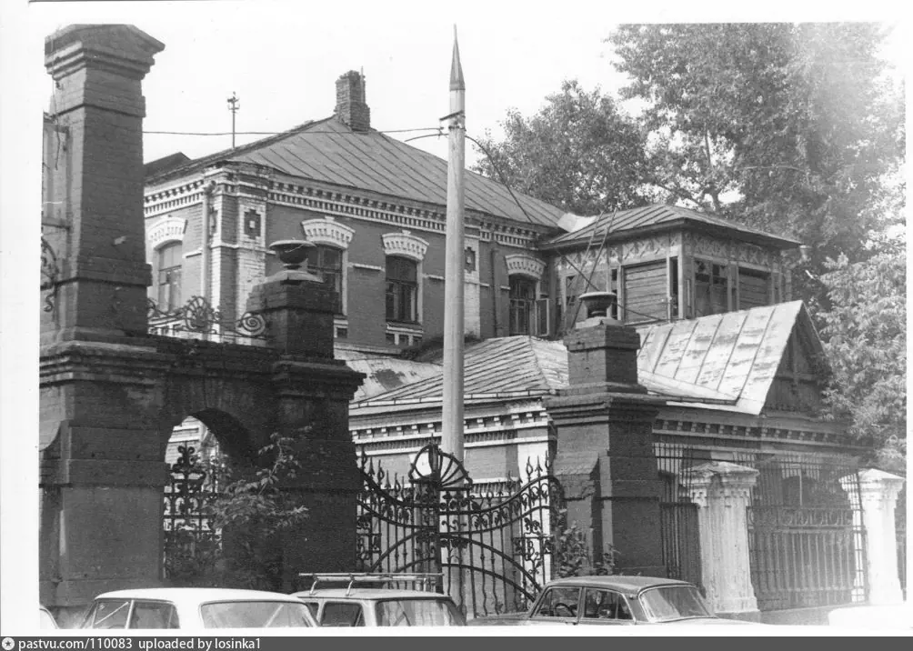 Пивоваренный завод имени А.Е. Бадаева, 1987 - 1989 г. Автор И. Нагайцев.
