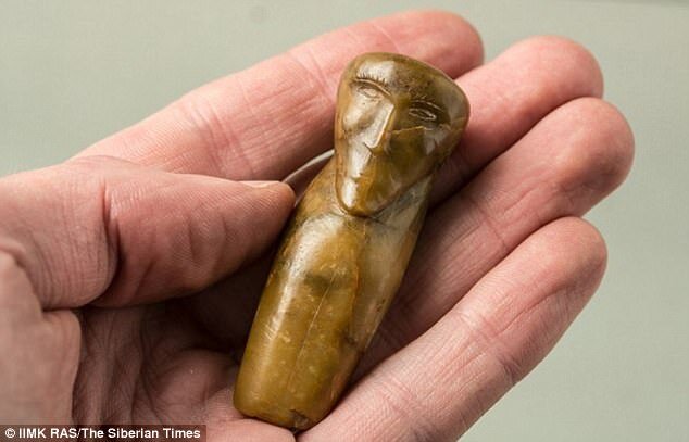 Кукла 4500 лет, возрастом.