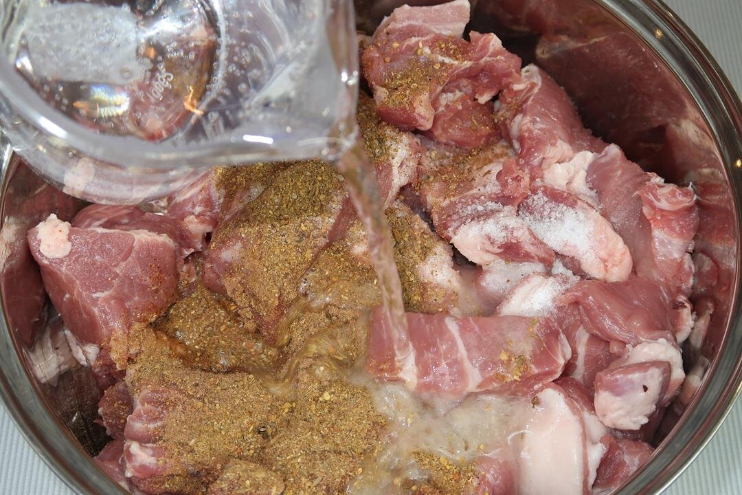 11 способов вкусно замариновать шашлык из свинины
