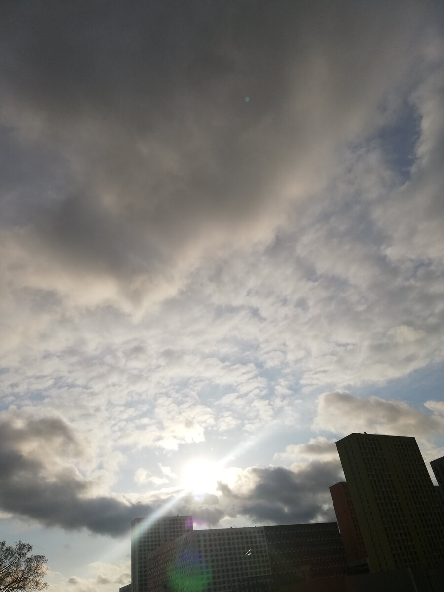 Тучи над городом. Фото автора.